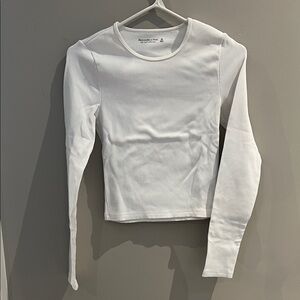 Abercrombie & Fitch White Long Sleeve Tee